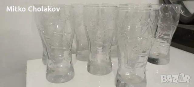 Продавам комплект 6 броя коледни чаши Кока-Кола, снимка 3 - Чаши - 49336351