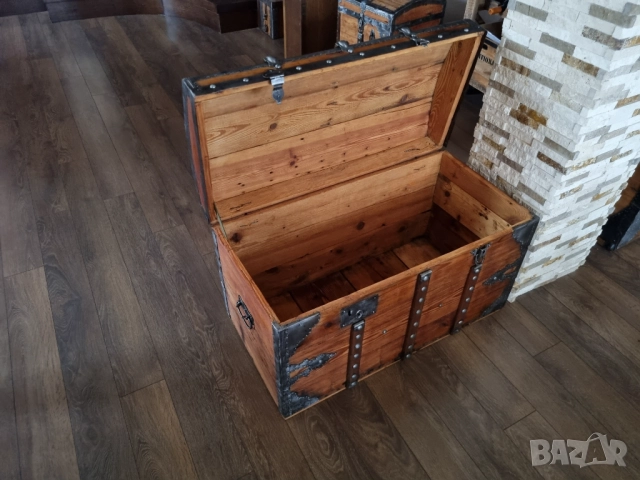 Стар дървен сандък/ракла/скрин, снимка 12 - Антикварни и старинни предмети - 52384755