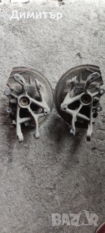 Шенкел Главини задни за Пежо 407, снимка 2 - Части - 51866978