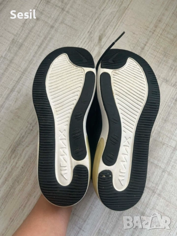 Оригинални маратонки Найк, снимка 6 - Маратонки - 53686104