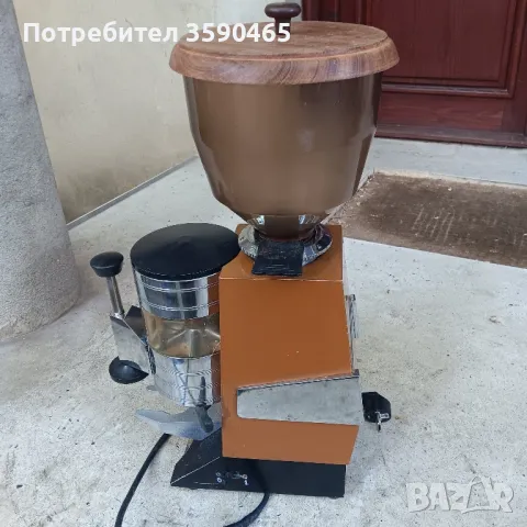 професионална кафемелачка, снимка 5 - Кафе машини - 50144725