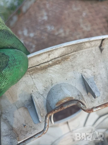 Тасове Дачия Логан/ Докер/ Сандеро 2013 година  15 цола, снимка 8 - Аксесоари и консумативи - 50821844