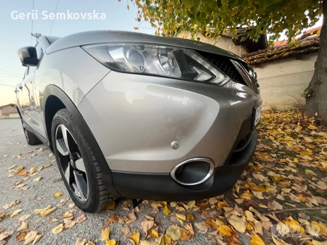 Nissan Qashqai 1,6 , снимка 6 - Автомобили и джипове - 52546573