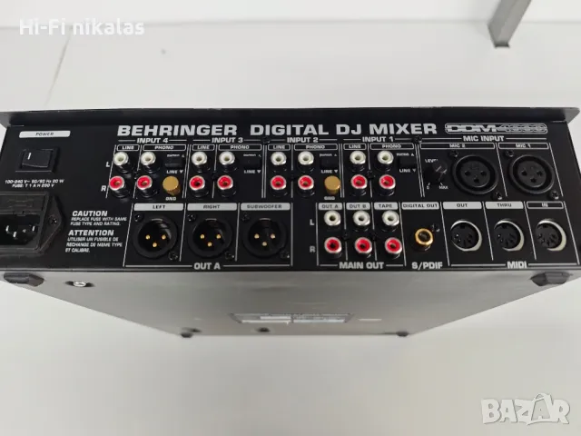 професионален мишпулт миксер с ефекти BEHRINGER DDM4000 DJ, снимка 9 - Ресийвъри, усилватели, смесителни пултове - 47062440