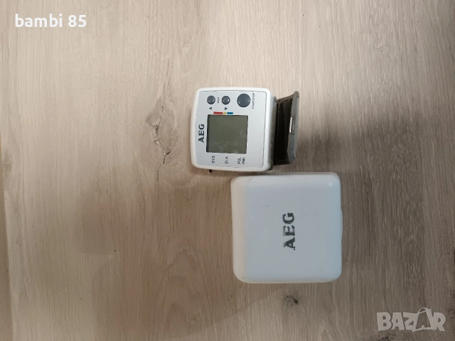 апарат за кръвно налягане AEG, снимка 2 - Друга електроника - 53402496