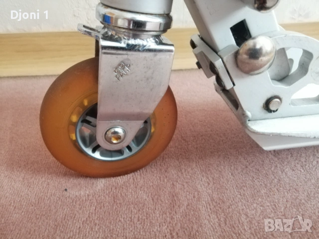 JD BUG тротинетка/скутер , снимка 4 - Скутери и тротинетки - 53644555