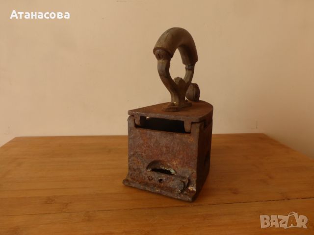 Стара ютия на въглища жар, снимка 4 - Антикварни и старинни предмети - 46116455