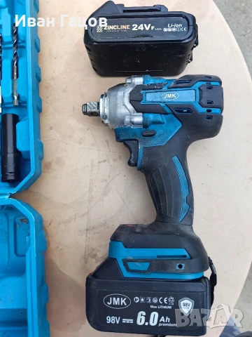 Гайковерт с 2 батерии и зарядно, снимка 4 - Други инструменти - 54082825