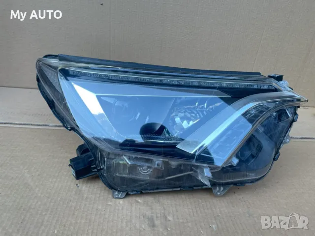 Фар Toyota Rav4 Full led, снимка 1 - Части - 48626124