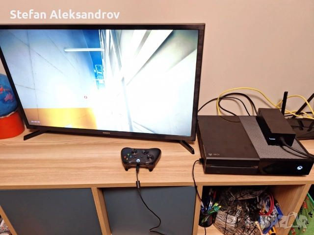 XBOX ONE + контролер + захранване, снимка 2 - Xbox конзоли - 52900056