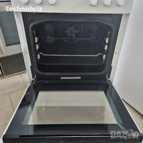 Немска свободностояща печка с керамичен плот Gorenje - ГАРАНЦИЯ, снимка 5 - Печки, фурни - 48786088