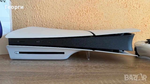 PlayStation 5 Slim 1TB Disc + 2 джойстика + 5 години гаранция, снимка 3 - PlayStation конзоли - 53571349