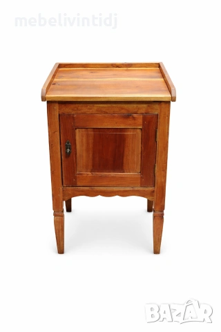 Антично нощно шкафче от масивно дърво, снимка 2 - Антикварни и старинни предмети - 54031735