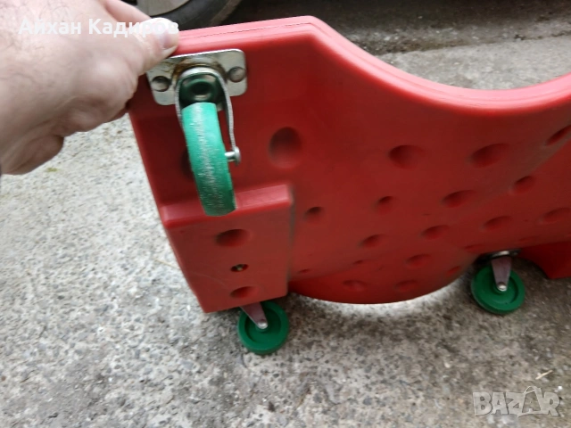 Рластмасова лежанка за сервизи 25 евро , снимка 4 - Други инструменти - 53690473