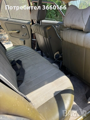 Mercedes Benz W123 2.0D, снимка 10 - Автомобили и джипове - 51528443