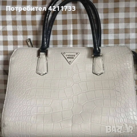 GUESS чанта оригинална, лукс НОВО