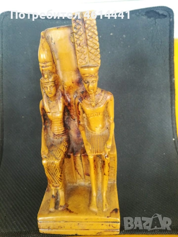 стара статуетка египет