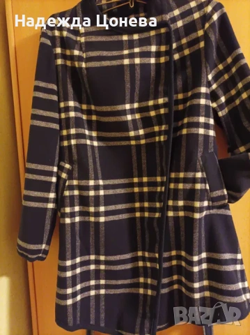 Дамско шармантно есенно манто от марката Tchibo, закупено в чужбина, размер 46.