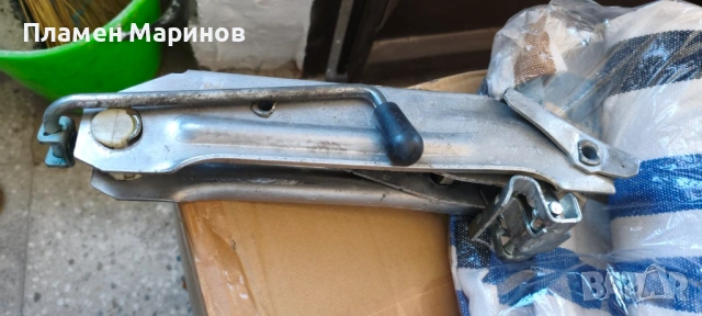 Оригинален крик за Audi A3/A4/A6 / VW Golf 4, снимка 2 - Части - 54110324