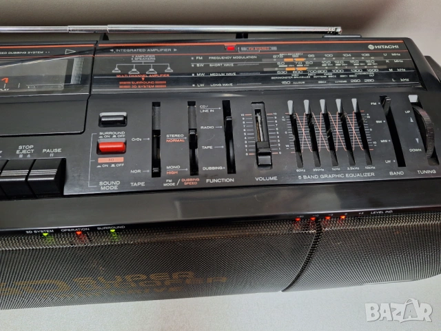 Перфектен! Радио Касетофон Hitachi TRK-3D80. , снимка 4 - Радиокасетофони, транзистори - 54205334