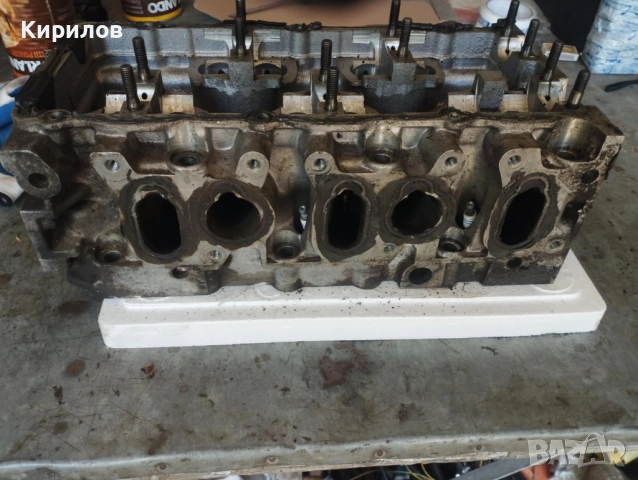 Цилиндрова глава за VW BORA 2.3 бензин VR5 071103373, снимка 3 - Части - 51521397