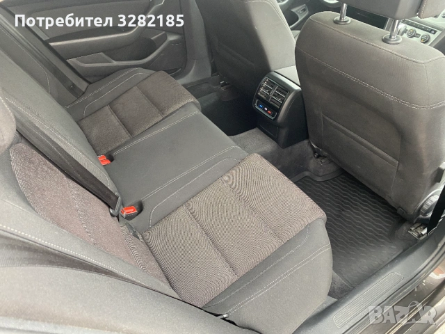 VW Pasat , снимка 13 - Автомобили и джипове - 53918336