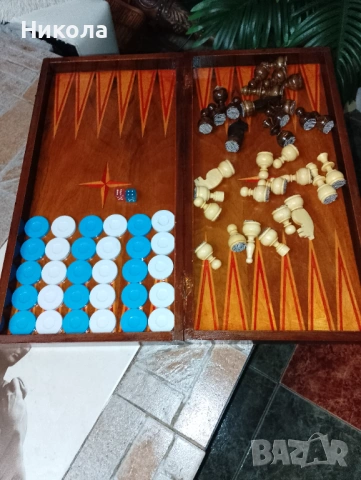 Шах48/48 с дървени фигури и синьобели пулове, снимка 2 - Статуетки - 51787327