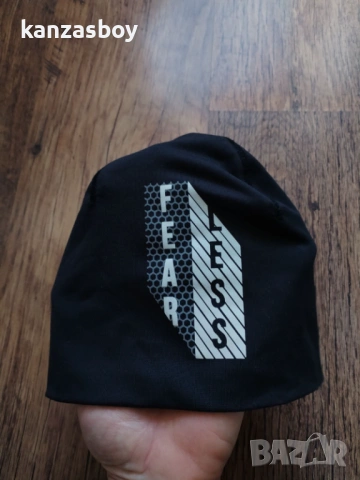 fear less - страхотна зимна шапка 