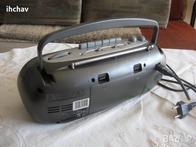 ЕВТИНО радио касетофонче, снимка 2 - Радиокасетофони, транзистори - 53829780