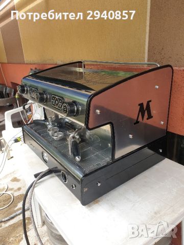Професионална кафе машина Спациале, снимка 3 - Обзавеждане за заведение - 46412673