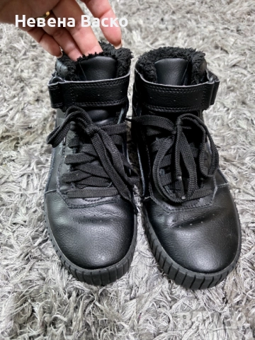 Кецове Puma, снимка 2 - Детски маратонки - 52105141