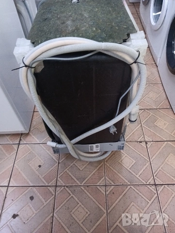 Тясна 45 см иноксова съдомиялна за вграждане Бош Bosch Made in Germany с 2 години гаранция!, снимка 3 - Съдомиялни - 53472666