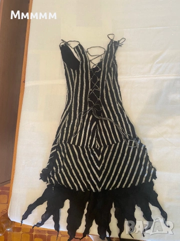 Рокля XS, снимка 3 - Рокли - 54186753