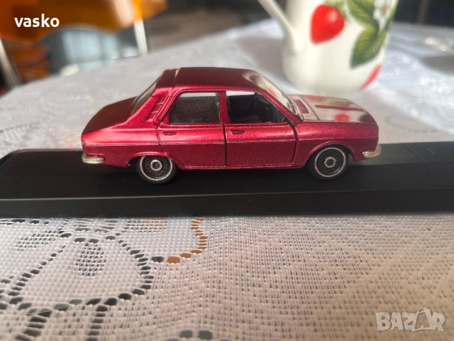 Polistil 1:43 Рено, снимка 3 - Колекции - 53220138