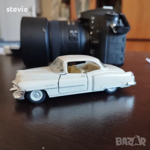 Cadillac 1953 god. - 1:43, снимка 1 - Коли, камиони, мотори, писти - 48878727