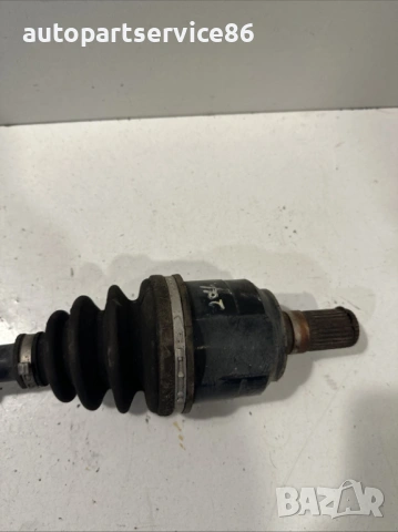 Предна лява полуоска за Hyundai i40, № 49500-3Z500, за 1.7 CDI автоматик, 2015, снимка 3 - Части - 53218115