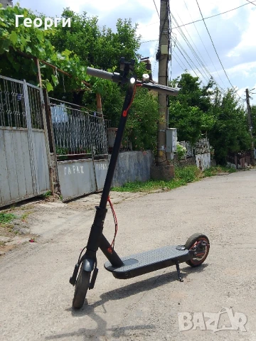 ПРОДАВАМ ТРОТИНЕТКА XIAOMI С ГАРАНЦИЯ , снимка 1