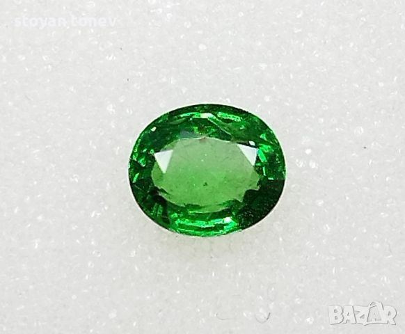 Цаворит Гранат - 1.52кт,Vivid Green,нетретиран!Сертификат+Оценка!Нов, снимка 9 - Колиета, медальони, синджири - 43907700