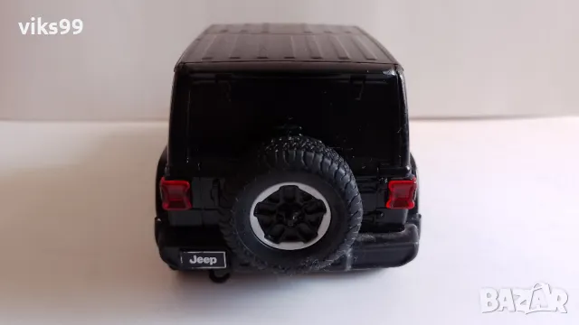 JEEP Wrangler Rubicon Rastar 79500 Мащаб 1:24, снимка 4 - Колекции - 48490575