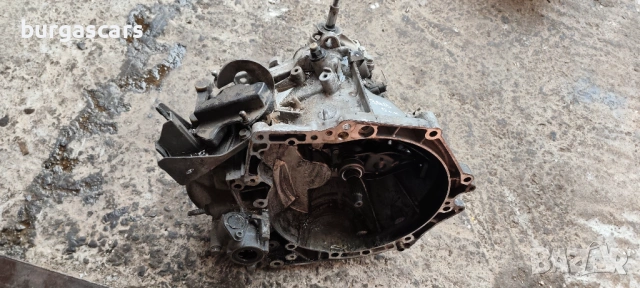 Ръчна скоростна кутия 96 808 869 10 Peugeot 308 1.4-95к.с.16VVT 5ск