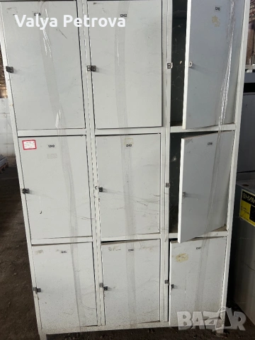 метални шкафчета за съблекалня / работническа съблекалня (metal lockers / changing room lockers / in
