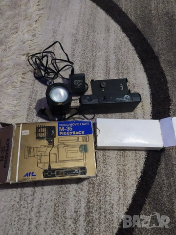 Винтидж видео осветление Arc nc-150 Asahi -Japan, снимка 12 - Антикварни и старинни предмети - 53167615