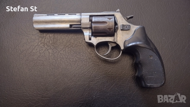 Сигнален револвер.