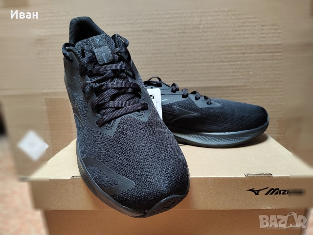 Mizuno Enerzy Runnerz black