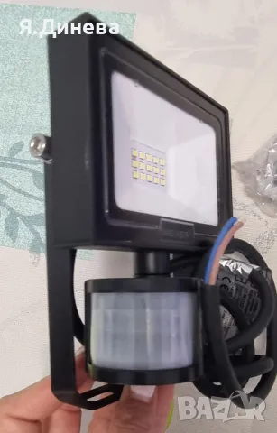 Led лампа с фото клетка , снимка 4 - Лед осветление - 50392758