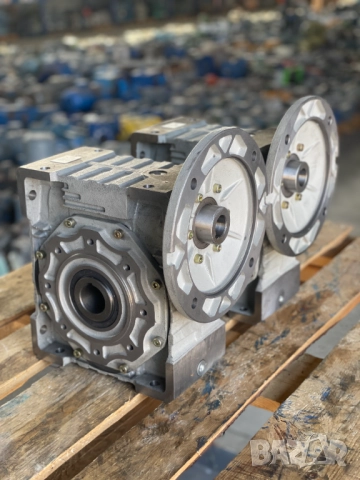 Червячни редуктори - налични на склад, снимка 2 - Други машини и части - 52100149
