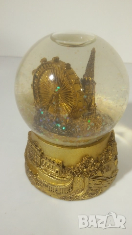 Снежен глобус Виена; Vienna by night snow globe; свети в тъмното с различни цветове, снимка 6 - Декорация за дома - 51747051