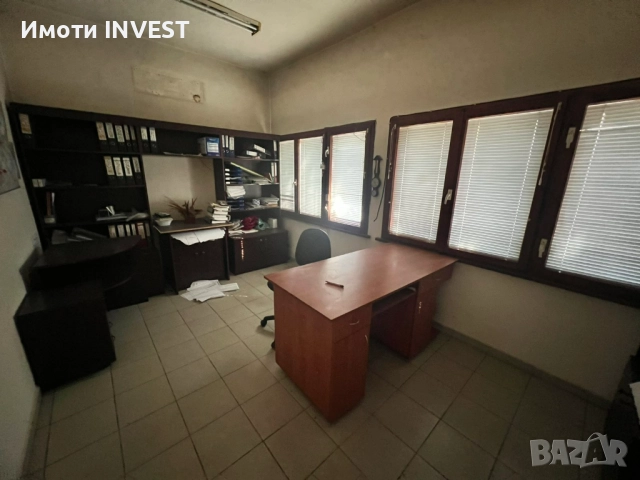 Офиси със складове в Промишлена зона 