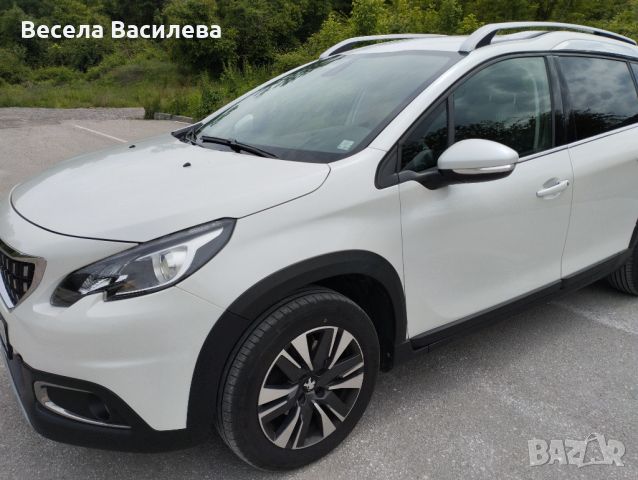 Peugeot 2008:ALLURE 1,2 eTHP, снимка 9 - Автомобили и джипове - 45835838