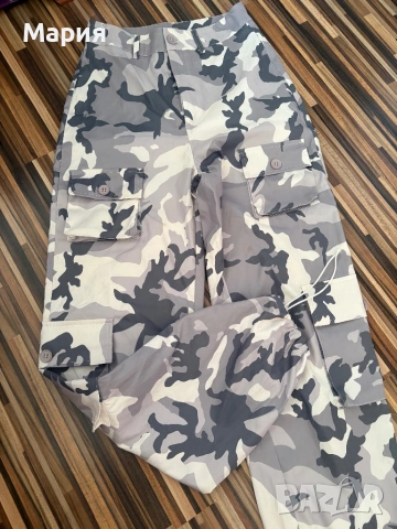 Многоцветен панталон, снимка 2 - Панталони - 53663646